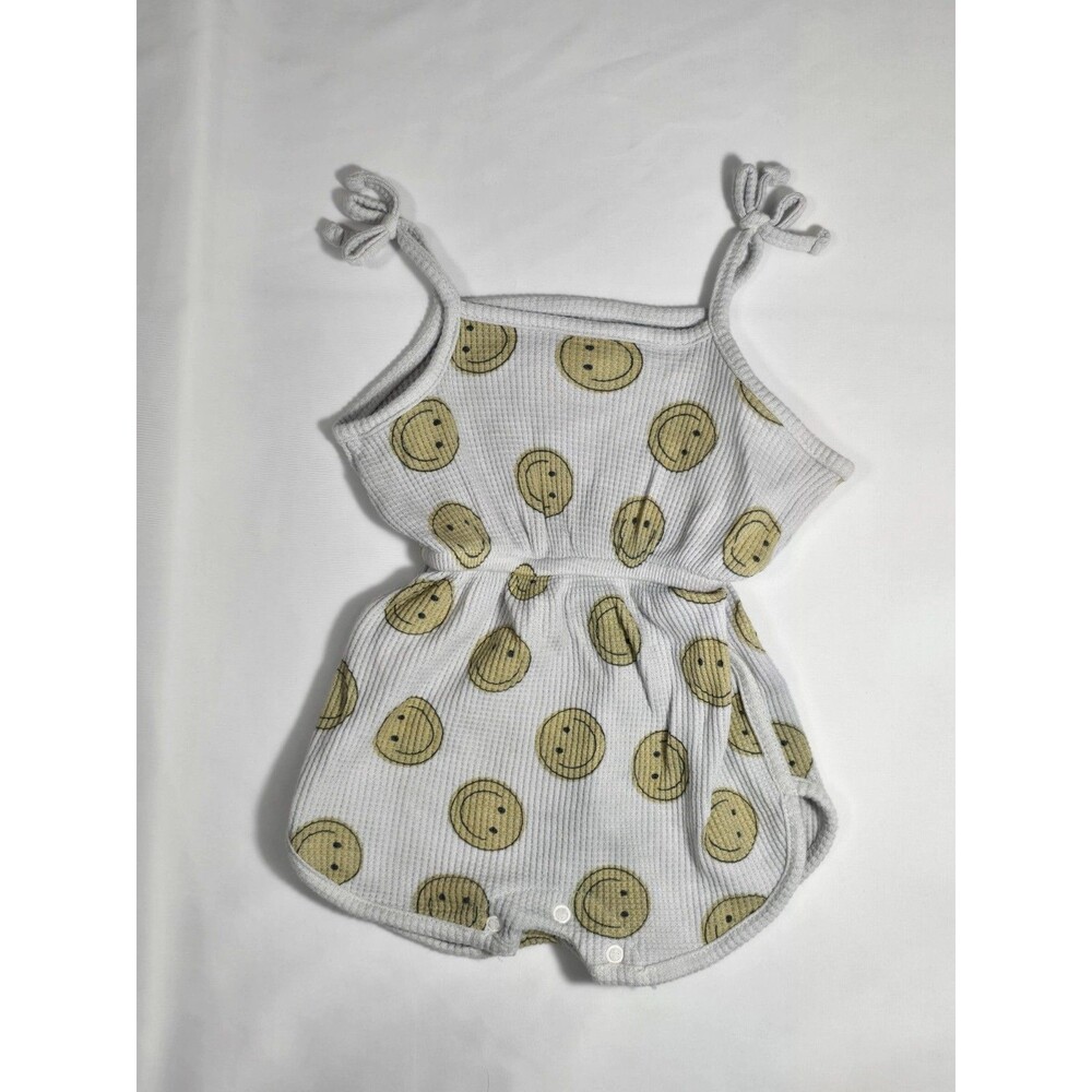 Grayson mini bubble romper baby girl 0-3M grey Smiley Face print EUC